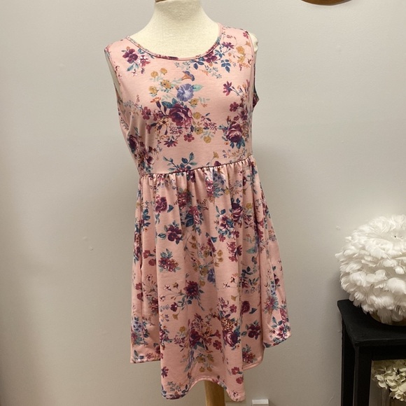 Summer Floral Dress - Picture 4 of 4